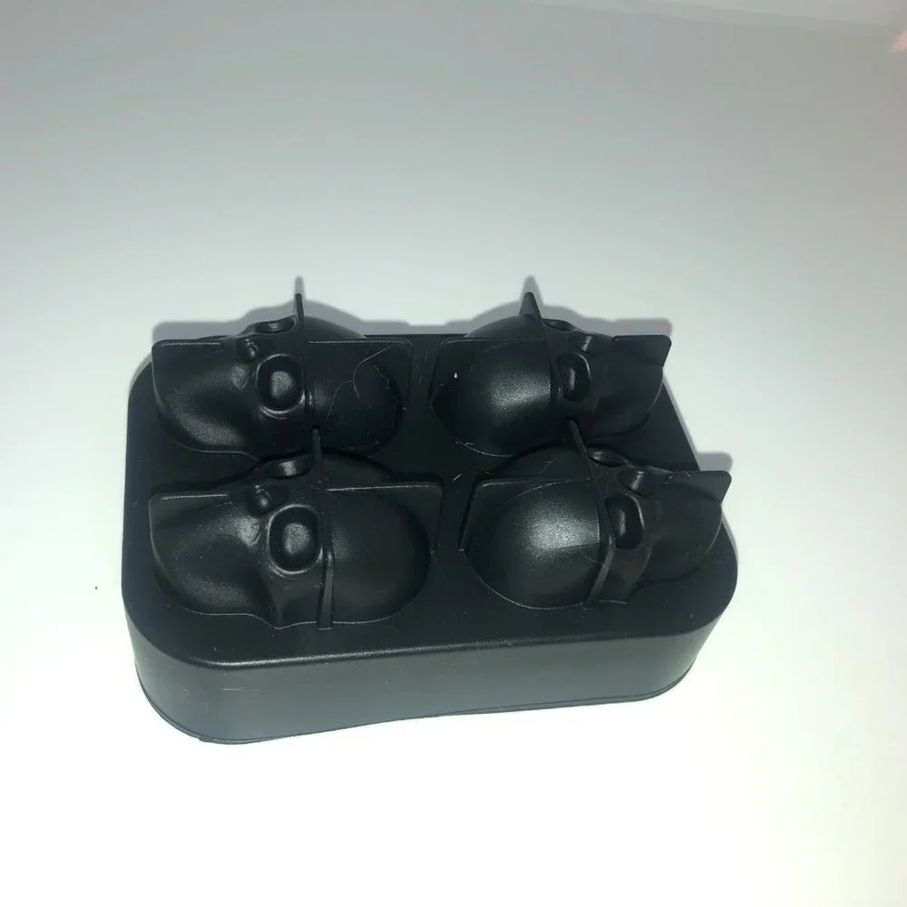 3D Black Skull‎ Ice Cube Tray or Mold Silicone